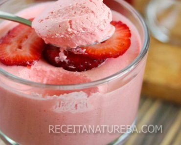 Mousse de Morango Low Carb