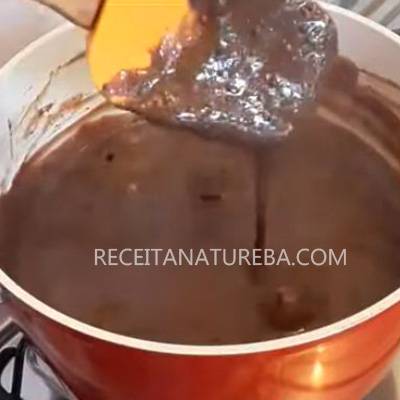 Bolo de Chocolate com Farinha Integral
