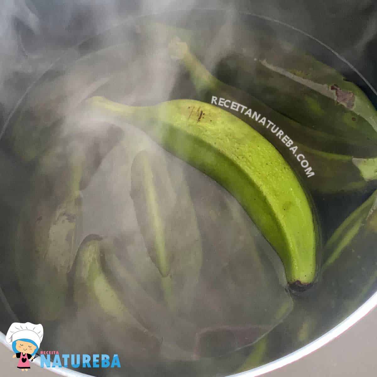 cozinhando a banana verde